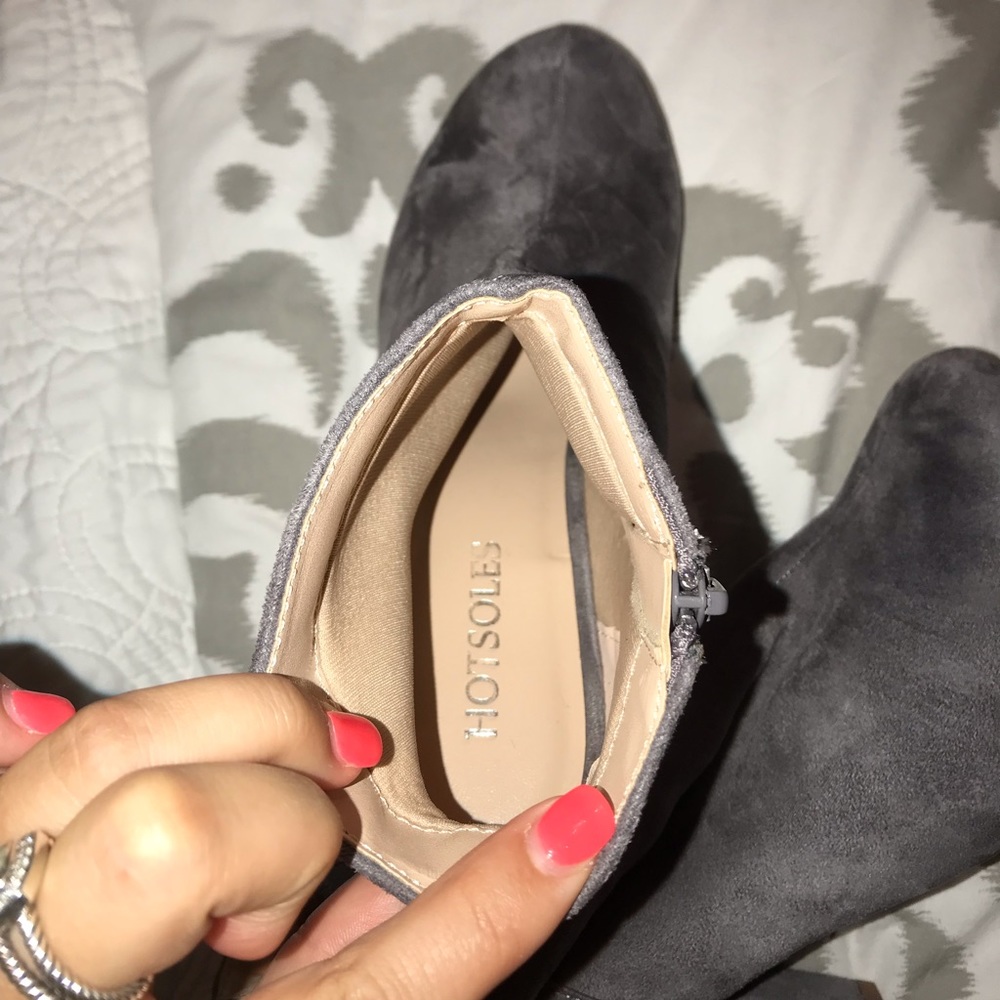 Gray booties - Picture 3 of 3